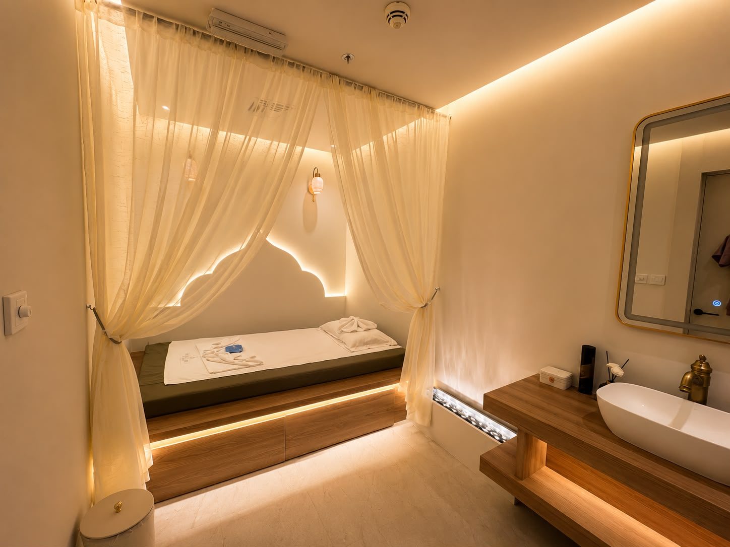 Four Hands Harmony at Body Sky Wellness JLT Dubai